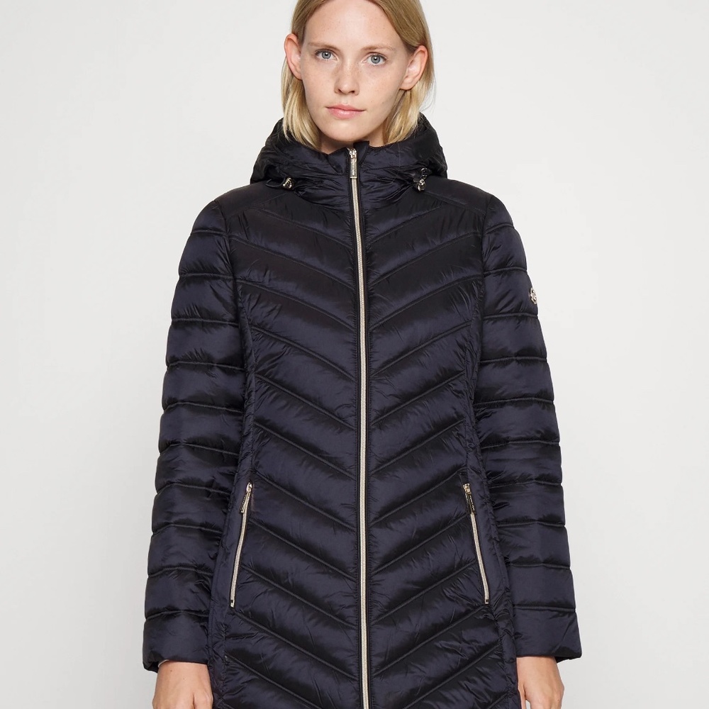 MICHAEL KORS Women Packable Hooded Down Puffer Coat Black (Medium)